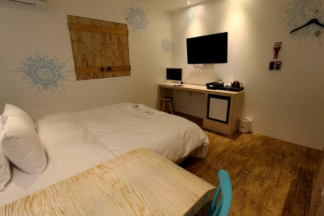 Lush Hotel سيول